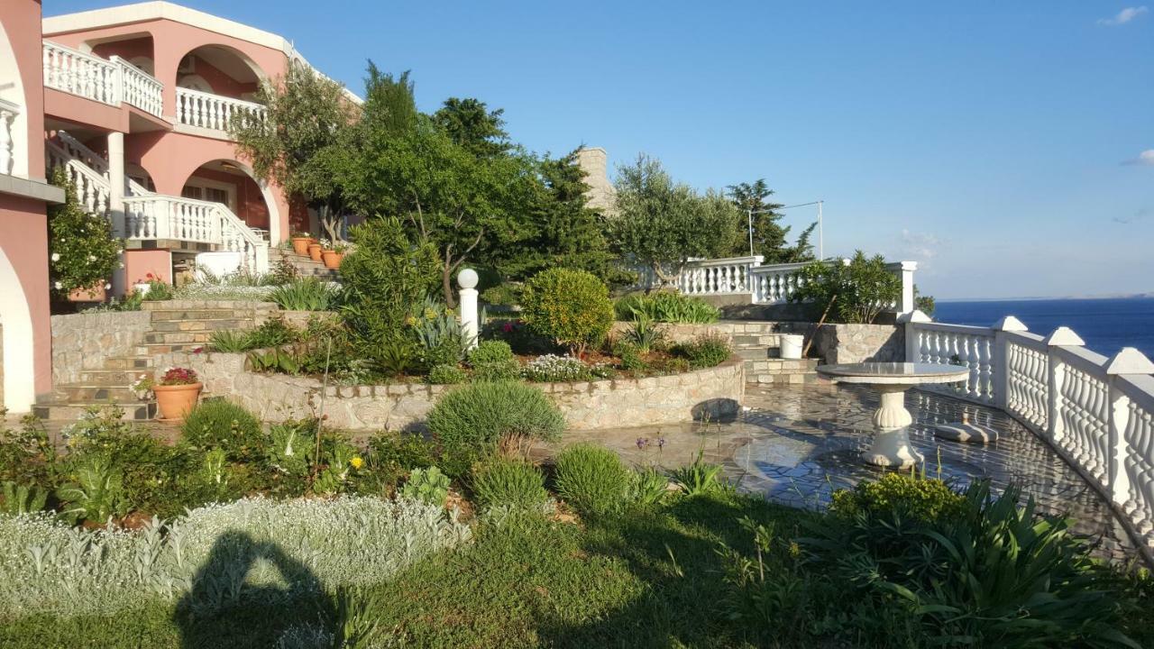 Villa Lilly Cesarica Exterior photo